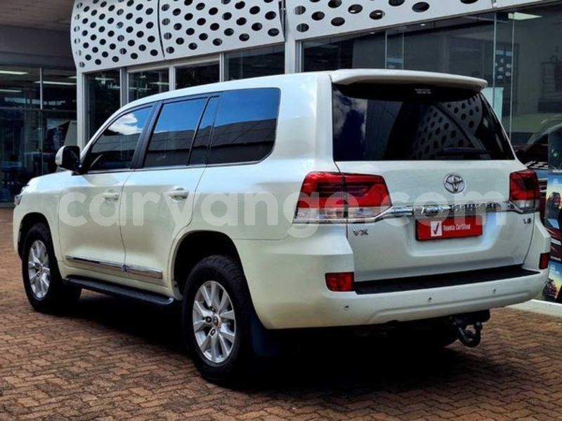 Big with watermark toyota land cruiser namibia windhoek 25322