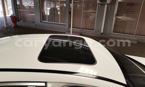 Acheter Occasion Voiture Mercedes-Benz C–Class Blanc à Windhoek, Namibie Acheter Occasion Voiture Mercedes-Benz C–Class Blanc à Windhoek, Namibie