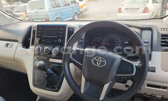 Acheter Occasion Voiture Toyota Sprinter Trueno Blanc à Windhoek, Namibie Acheter Occasion Voiture Toyota Sprinter Trueno Blanc à Windhoek, Namibie