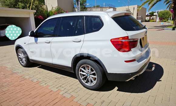 Acheter Occasion Voiture BMW 2er Blanc à Windhoek, Namibie Acheter Occasion Voiture BMW 2er Blanc à Windhoek, Namibie