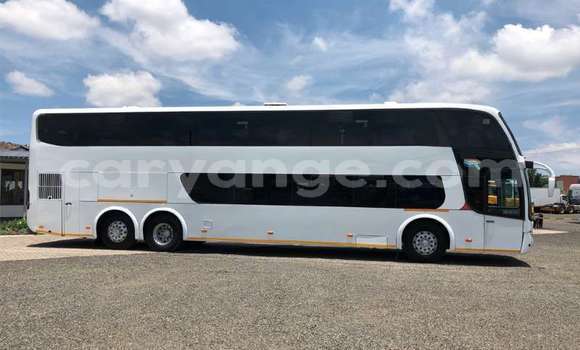 Buy Used Volvo 240 Series White Car in Windhoek in Namibia