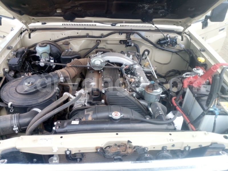 Big with watermark toyota land cruiser namibia windhoek 25342