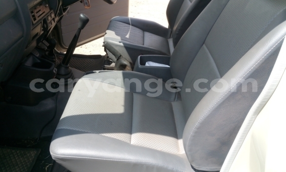 Acheter Occasion Voiture Toyota Land Cruiser Marron à Windhoek, Namibie Acheter Occasion Voiture Toyota Land Cruiser Marron à Windhoek, Namibie