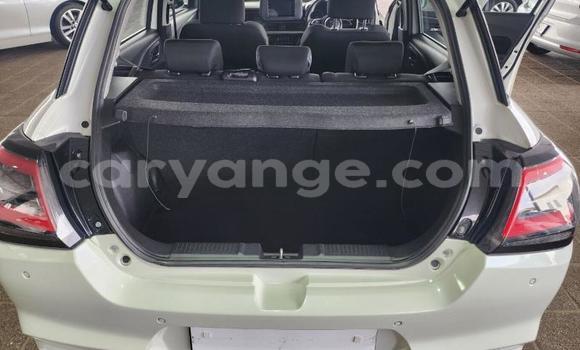 Acheter Occasion Voiture Suzuki Swift Blanc à Gobabis, Omaheke Acheter Occasion Voiture Suzuki Swift Blanc à Gobabis, Omaheke