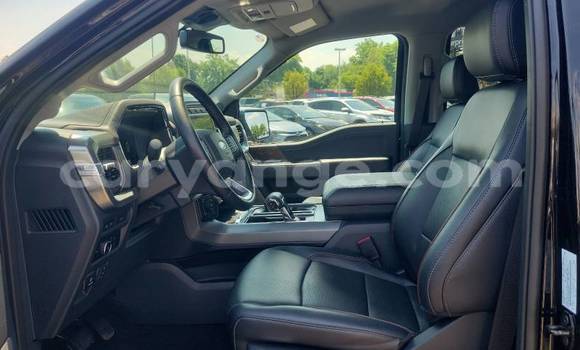 Acheter Occasion Voiture Ford F–150 Noir à Windhoek, Namibie Acheter Occasion Voiture Ford F–150 Noir à Windhoek, Namibie
