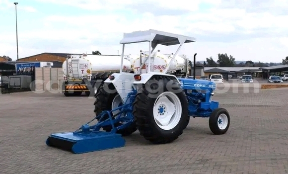 Buy Used Ford E 150 Cargo Van Blue Truck in Gobabis in Omaheke Buy Used Ford E 150 Cargo Van Blue Truck in Gobabis in Omaheke