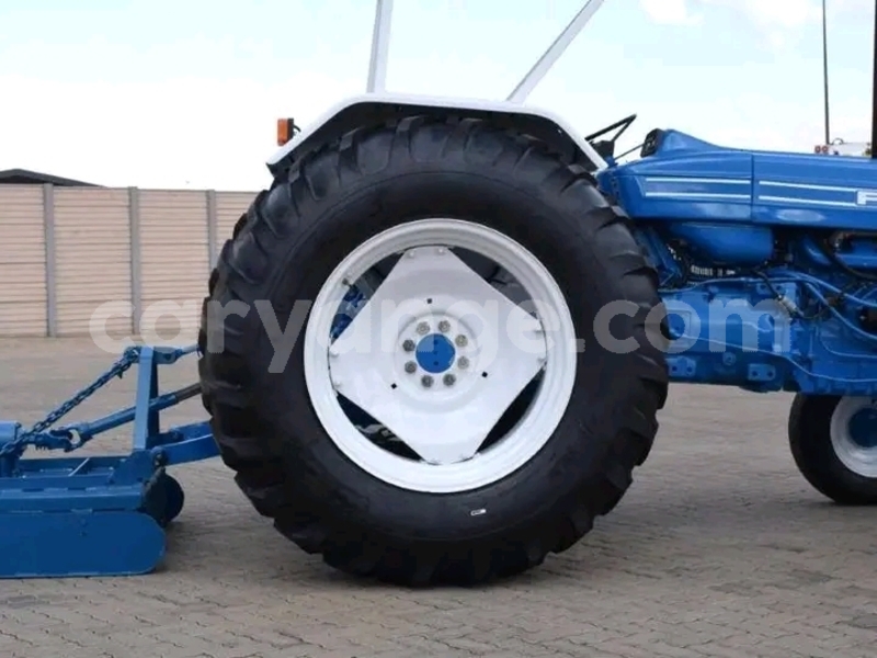 Big with watermark ford e 150 cargo van omaheke gobabis 25356