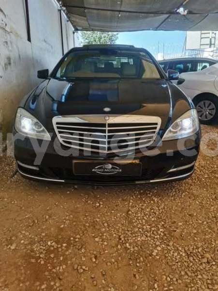 Big with watermark mercedes benz 190 namibia windhoek 25368