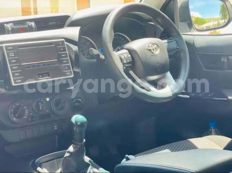 Big with watermark toyota granvia namibia windhoek 25371