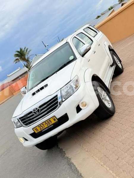 Big with watermark toyota hilux namibia windhoek 25372