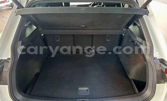 Buy Used Volkswagen Tiguan White Car in Gobabis in Omaheke Buy Used Volkswagen Tiguan White Car in Gobabis in Omaheke