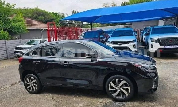 Buy Used Toyota Starlet Black Car in Gobabis in Omaheke Buy Used Toyota Starlet Black Car in Gobabis in Omaheke