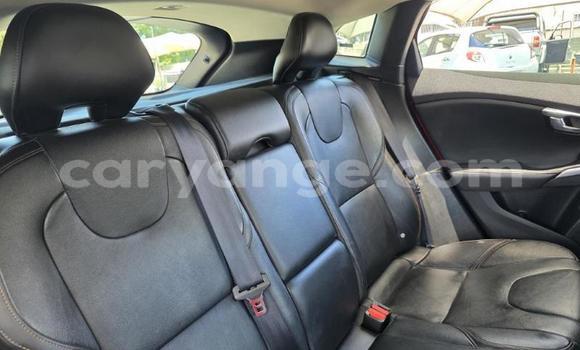 Acheter Occasion Voiture Volvo V40 Cross Country Rouge à Gobabis, Omaheke Acheter Occasion Voiture Volvo V40 Cross Country Rouge à Gobabis, Omaheke