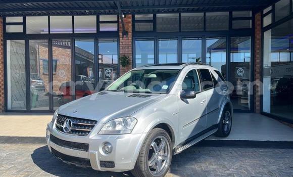 Buy Used Mercedes-Benz ML–Class White Car in Gobabis in Omaheke Buy Used Mercedes-Benz ML–Class White Car in Gobabis in Omaheke