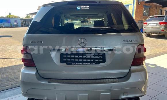 Buy Used Mercedes-Benz ML–Class White Car in Gobabis in Omaheke Buy Used Mercedes-Benz ML–Class White Car in Gobabis in Omaheke