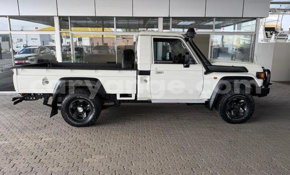 Buy Used Toyota Land Cruiser Other Car in Gobabis in Omaheke Buy Used Toyota Land Cruiser Other Car in Gobabis in Omaheke