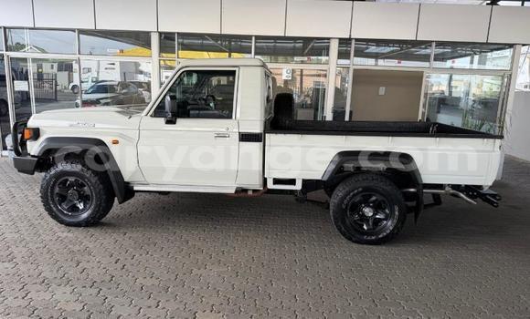 Buy Used Toyota Land Cruiser Other Car in Gobabis in Omaheke Buy Used Toyota Land Cruiser Other Car in Gobabis in Omaheke