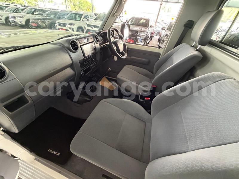 Big with watermark toyota land cruiser omaheke gobabis 25401