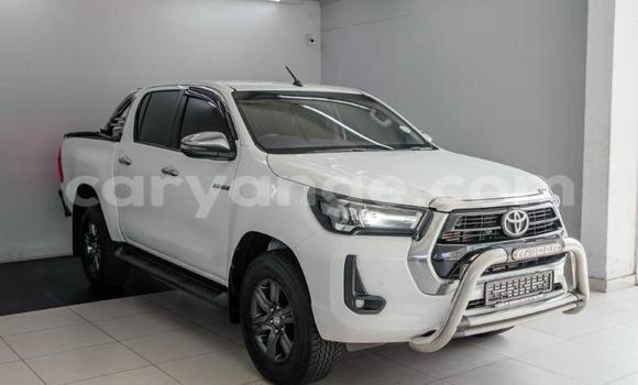 Acheter Occasion Voiture Toyota Hilux Blanc à Gobabis, Omaheke Acheter Occasion Voiture Toyota Hilux Blanc à Gobabis, Omaheke