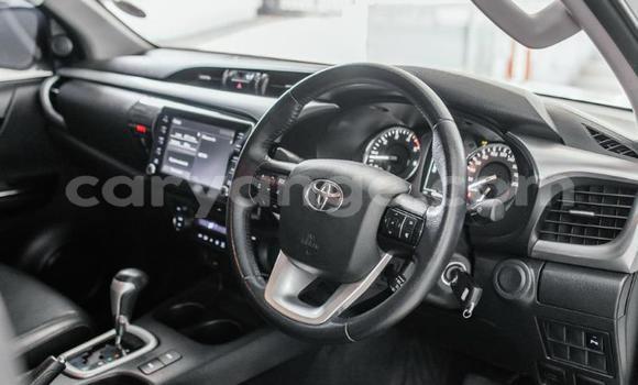 Acheter Occasion Voiture Toyota Hilux Blanc à Gobabis, Omaheke Acheter Occasion Voiture Toyota Hilux Blanc à Gobabis, Omaheke