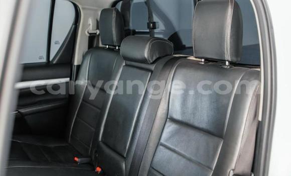 Acheter Occasion Voiture Toyota Hilux Blanc à Gobabis, Omaheke Acheter Occasion Voiture Toyota Hilux Blanc à Gobabis, Omaheke