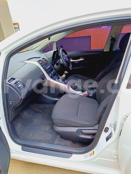 Big with watermark toyota auris namibia swakopmund 25405