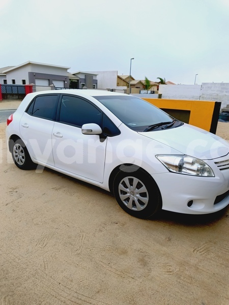 Big with watermark toyota auris namibia swakopmund 25405