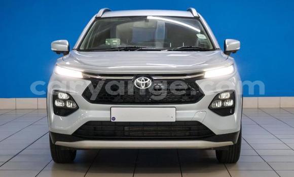 Buy Used Toyota Starlet White Car in Gobabis in Omaheke