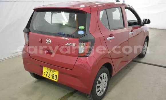 Acheter Occasion Voiture Daihatsu Mira e:S Rouge à Otjiwarongo, Namibie Acheter Occasion Voiture Daihatsu Mira e:S Rouge à Otjiwarongo, Namibie