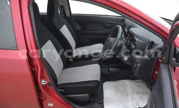 Acheter Occasion Voiture Daihatsu Mira e:S Rouge à Otjiwarongo, Namibie Acheter Occasion Voiture Daihatsu Mira e:S Rouge à Otjiwarongo, Namibie
