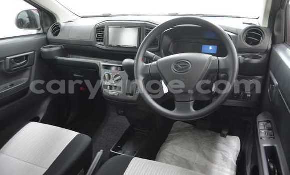 Acheter Occasion Voiture Daihatsu Mira e:S Rouge à Otjiwarongo, Namibie Acheter Occasion Voiture Daihatsu Mira e:S Rouge à Otjiwarongo, Namibie