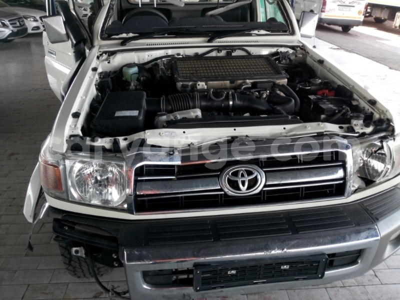 Big with watermark toyota land cruiser namibia windhoek 25417