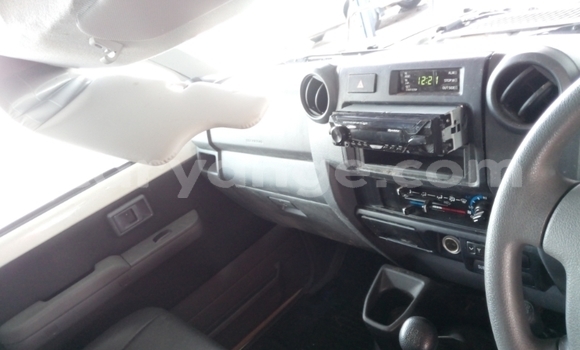 Buy Used Toyota Land Cruiser White Car in Windhoek in Namibia Buy Used Toyota Land Cruiser White Car in Windhoek in Namibia