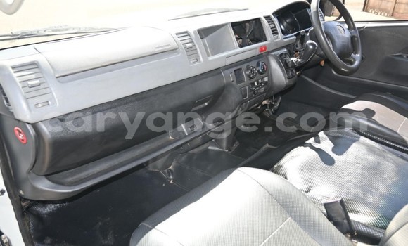 Buy Used Toyota 4Runner White Car in Windhoek in Namibia Buy Used Toyota 4Runner White Car in Windhoek in Namibia