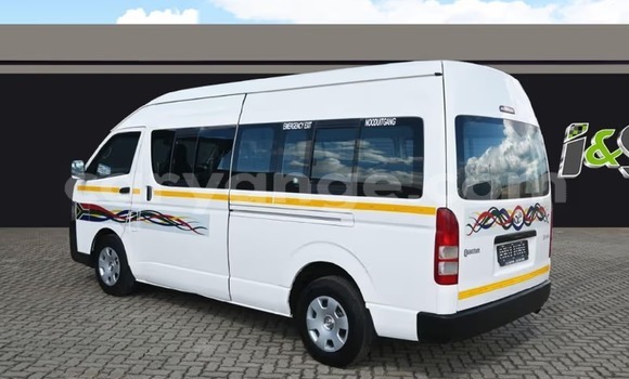 Buy Used Toyota 4Runner White Car in Windhoek in Namibia Buy Used Toyota 4Runner White Car in Windhoek in Namibia