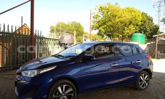 Buy Used Toyota Yaris Blue Car in Windhoek in Namibia