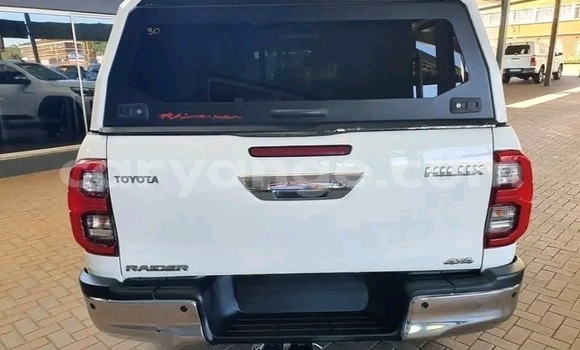 Buy Used Toyota Hilux White Car in Gobabis in Omaheke Buy Used Toyota Hilux White Car in Gobabis in Omaheke