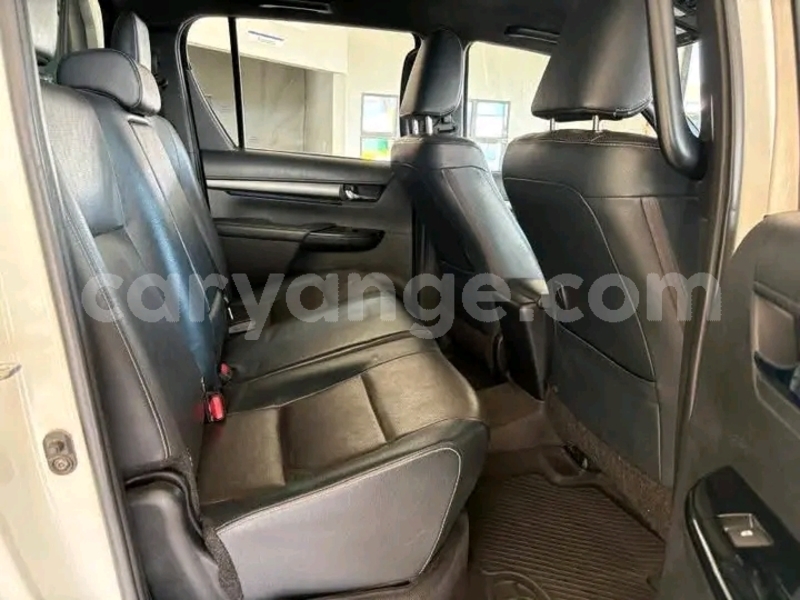 Big with watermark toyota hilux omaheke gobabis 25428