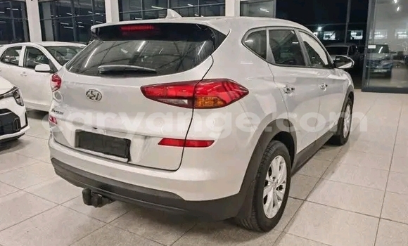 Buy Used Hyundai Tucson White Car in Gobabis in Omaheke Buy Used Hyundai Tucson White Car in Gobabis in Omaheke