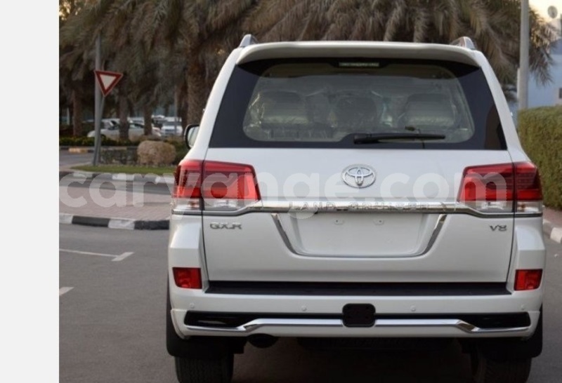 Big with watermark toyota land cruiser namibia windhoek 25431
