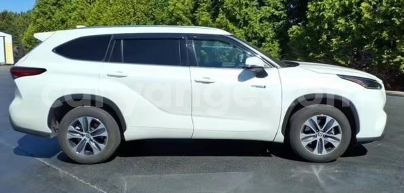 Big with watermark toyota highlander namibia windhoek 25437
