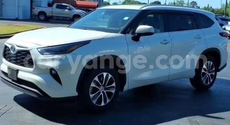 Big with watermark toyota highlander namibia windhoek 25437