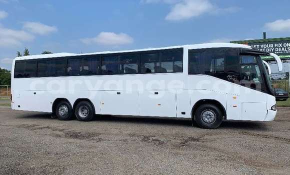 Buy Used Man M2000 White Truck in Walvis Bay in Namibia