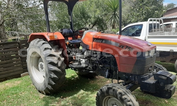 Buy Used Caterpillar 120 Red Truck in Karibib in Erongo Buy Used Caterpillar 120 Red Truck in Karibib in Erongo