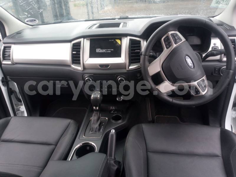 Big with watermark ford everest omaheke gobabis 25471