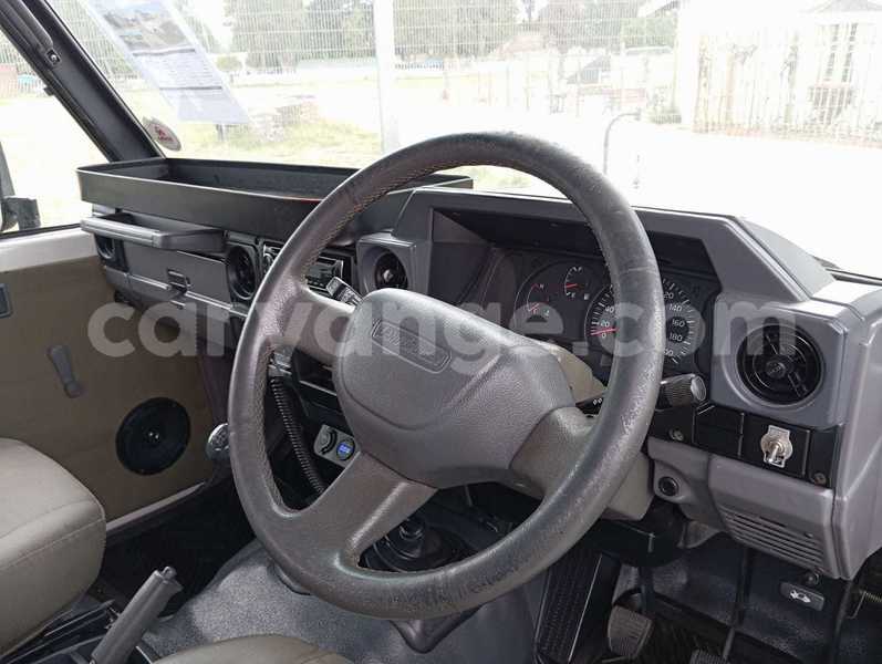 Big with watermark toyota land cruiser namibia grootfontein 25472