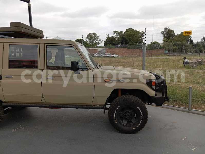 Big with watermark toyota land cruiser namibia grootfontein 25472