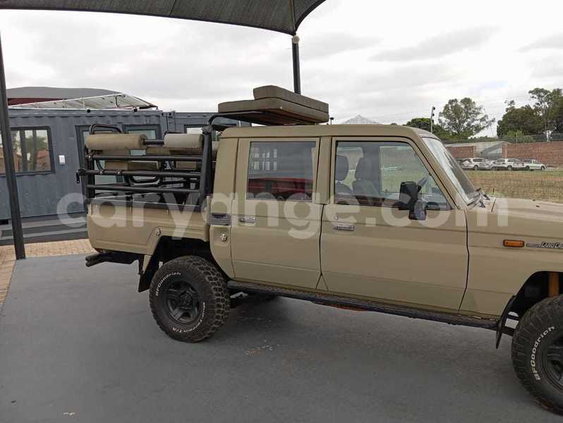 Big with watermark toyota land cruiser namibia grootfontein 25472