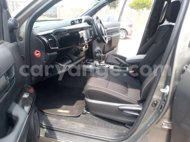 Big with watermark toyota hilux namibia swakopmund 25474
