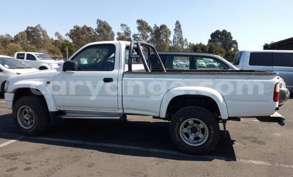 Buy Used Toyota Hilux White Car in Rundu in Namibia Buy Used Toyota Hilux White Car in Rundu in Namibia